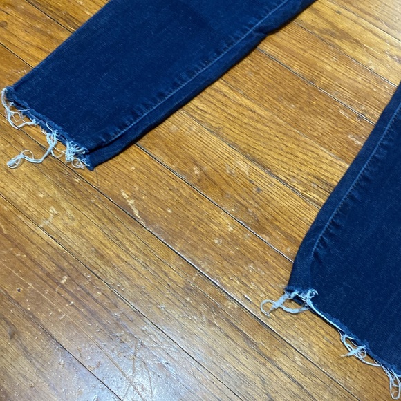 Ripped Skinny Jeans - Picture 4 of 6